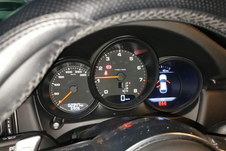 Used Porsche Macan 2021 Macan 2.0T Instrument Cluster