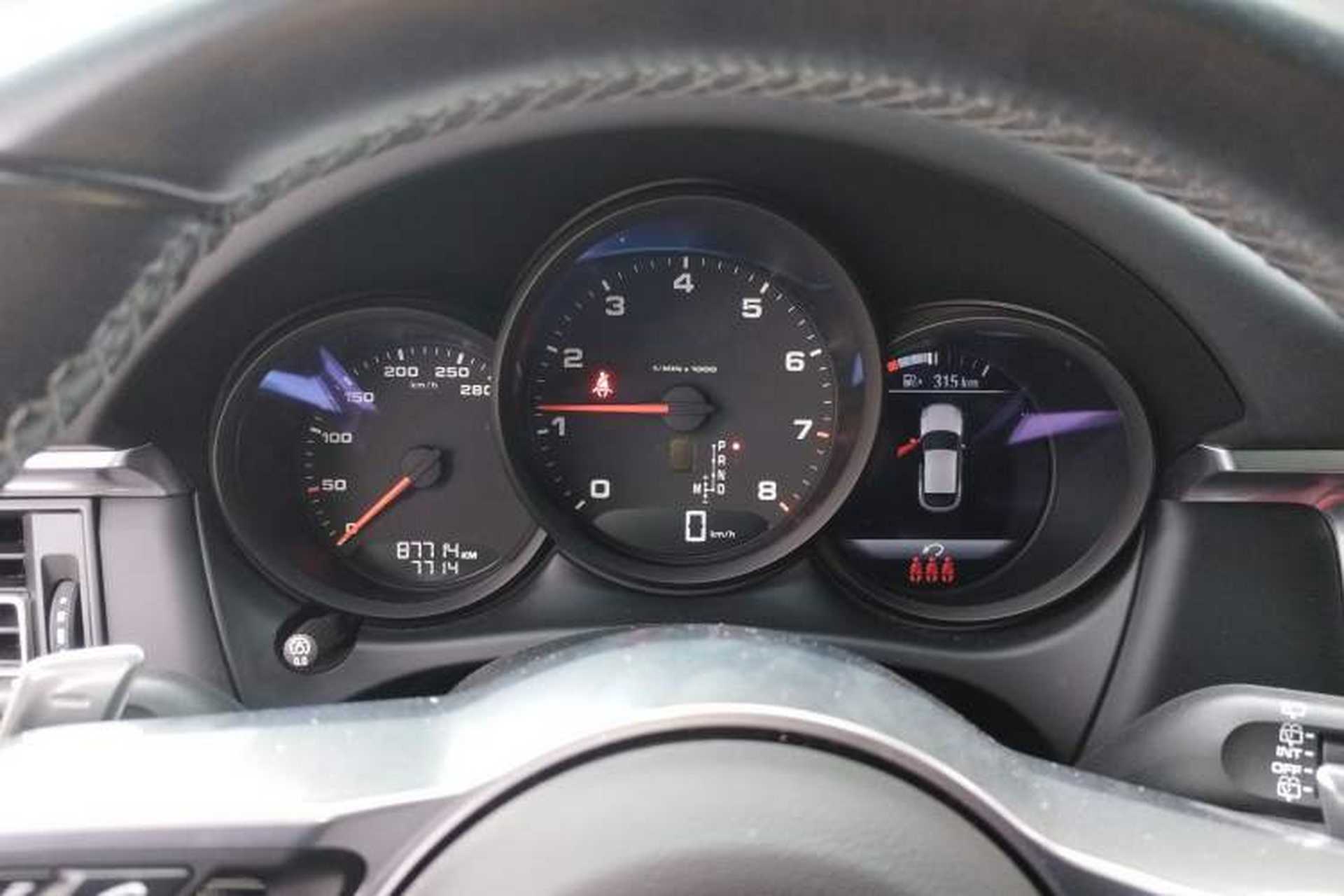 Used Porsche Macan 2021 Macan 2.0T Instrument Cluster