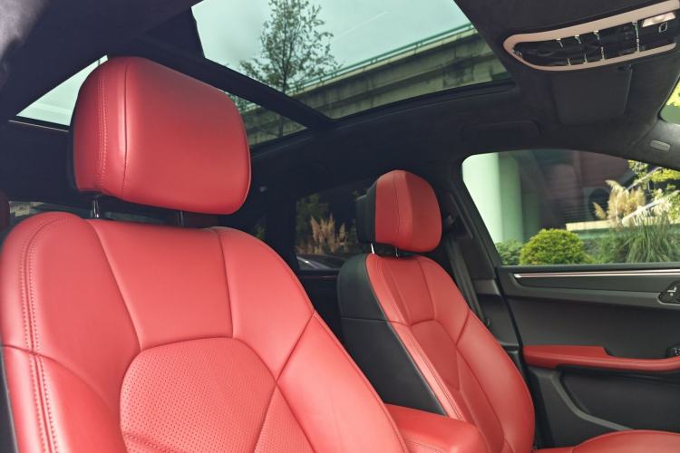 Used Porsche Macan 2021 Macan 2.0T Interior 11