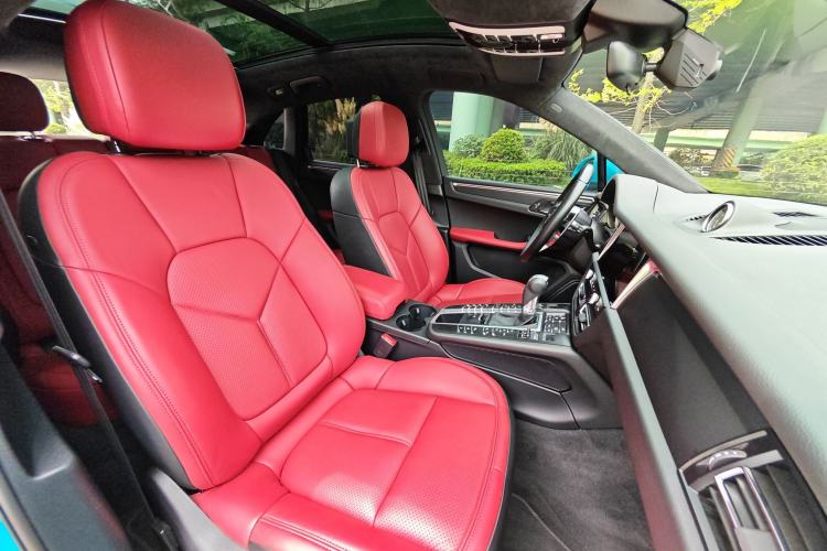 Used Porsche Macan 2021 Macan 2.0T Interior 14