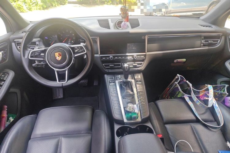 Used Porsche Macan 2021 Macan 2.0T Interior 2