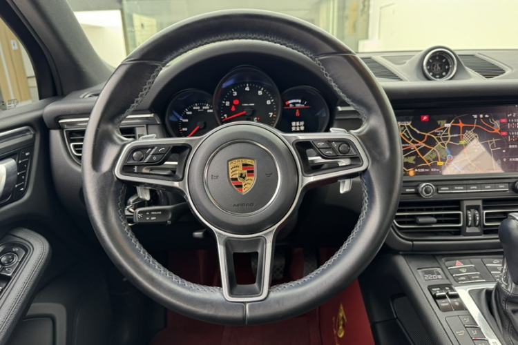 Used Porsche Macan 2021 Macan 2.0T Interior 2