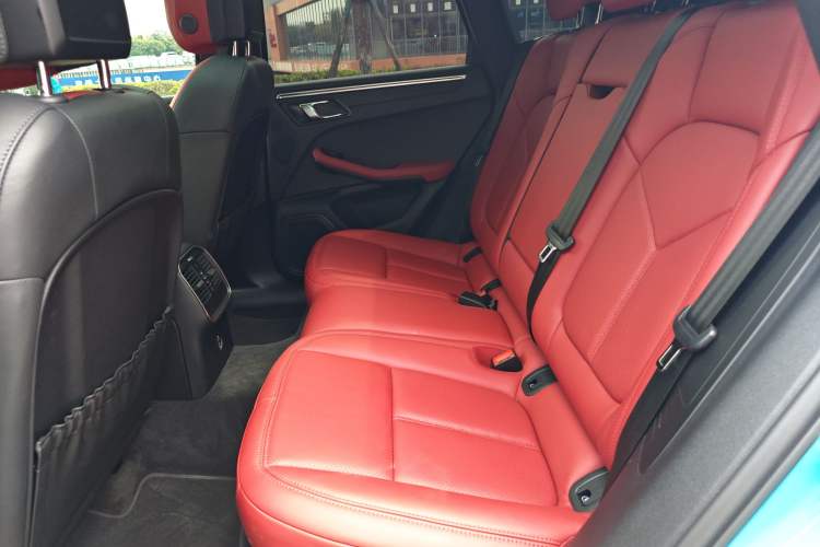 Used Porsche Macan 2021 Macan 2.0T Interior 3