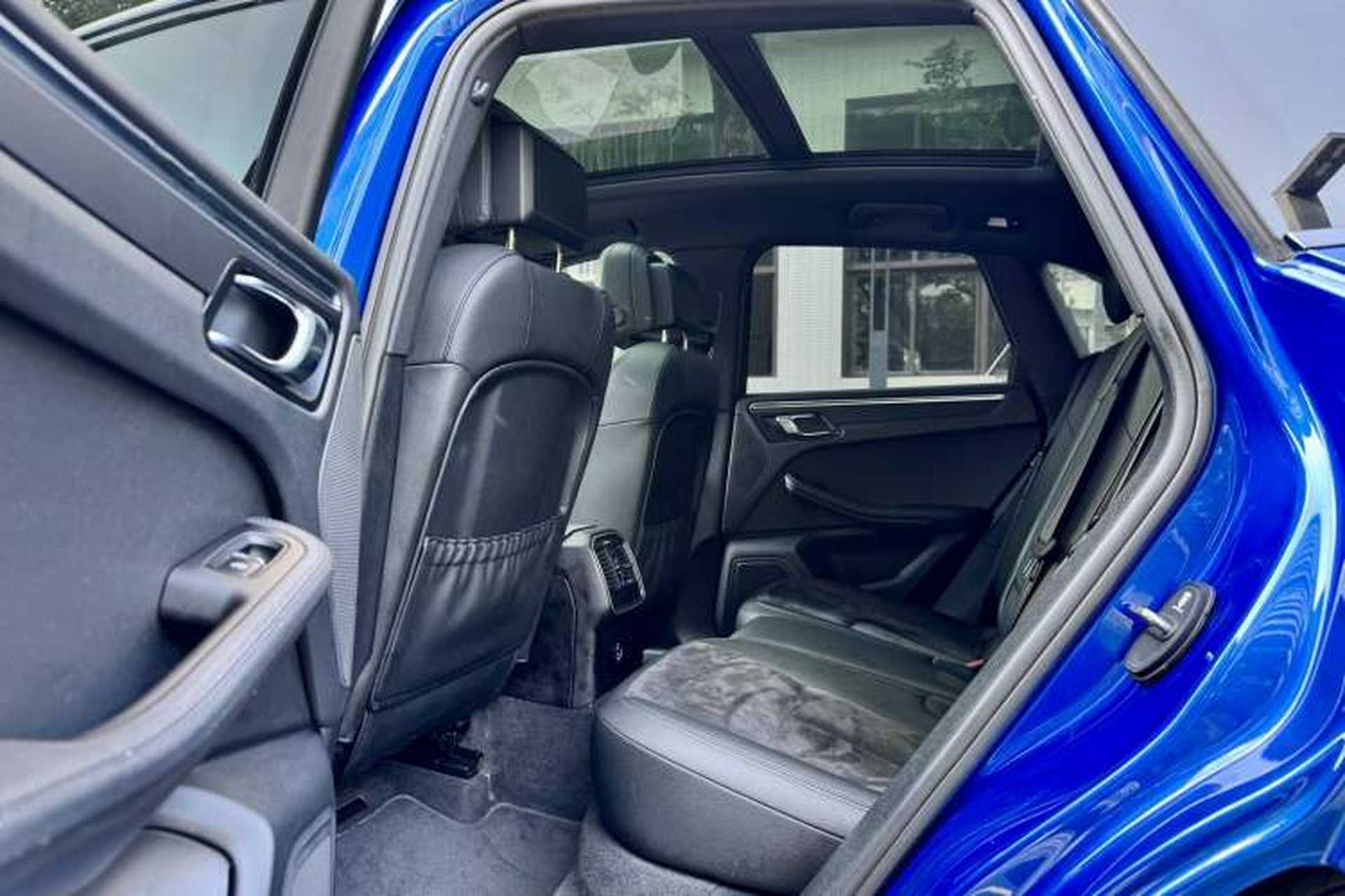 Used Porsche Macan 2021 Macan 2.0T Interior 4