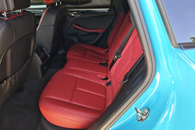 Used Porsche Macan 2021 Macan 2.0T Interior 4