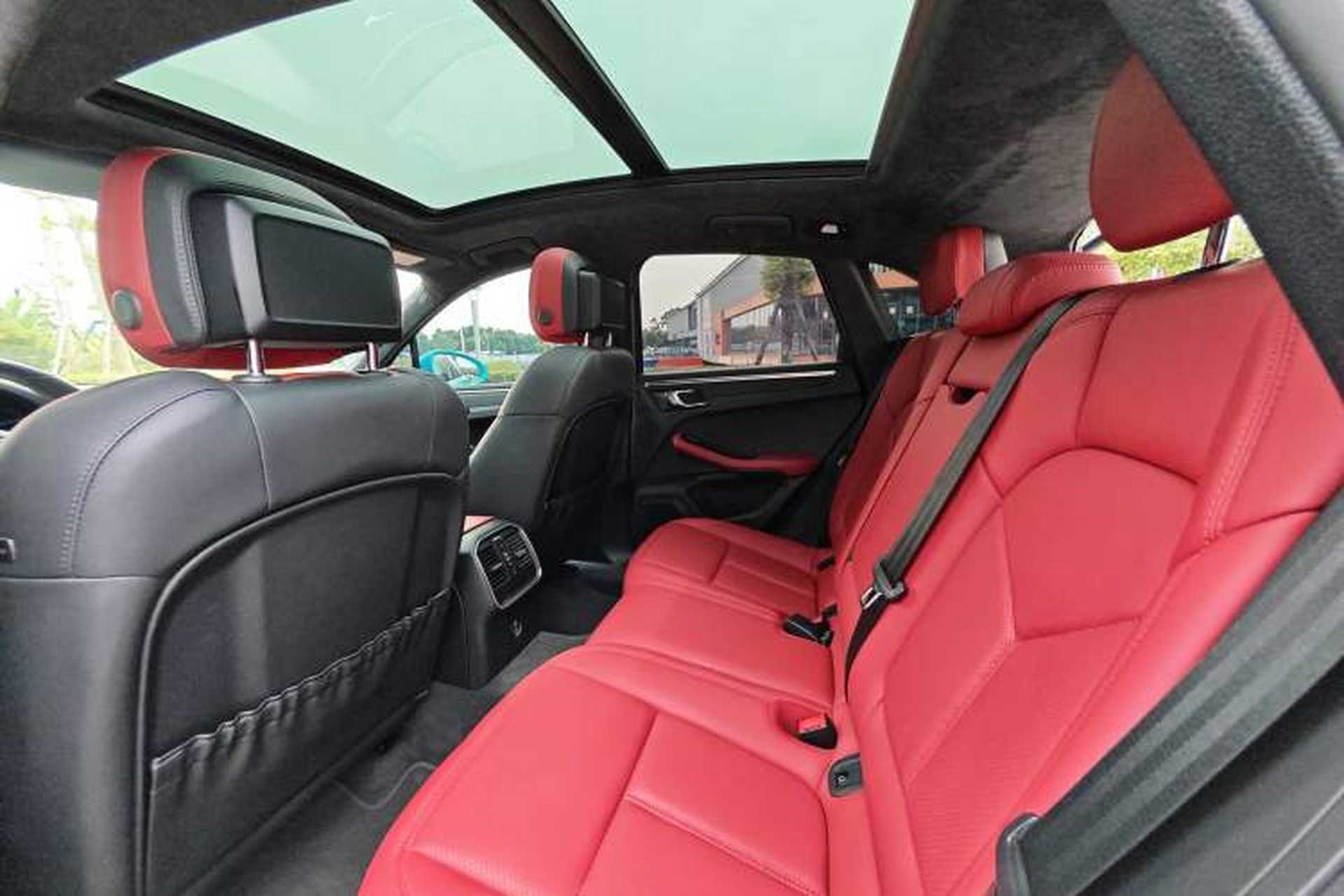 Used Porsche Macan 2021 Macan 2.0T Interior 9