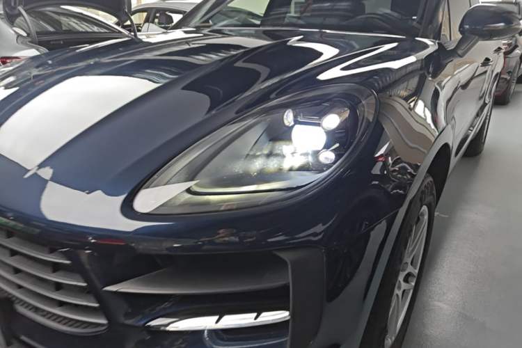 Used Porsche Macan 2021 Macan 2.0T Left Front Headlight