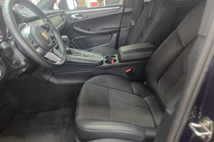 Used Porsche Macan 2021 Macan 2.0T Left Front Seat