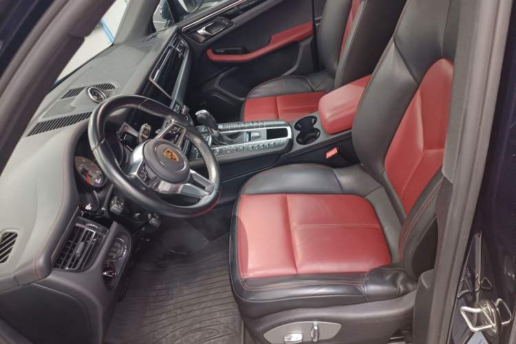 Used Porsche Macan 2021 Macan S 3.0T Left Front Seat