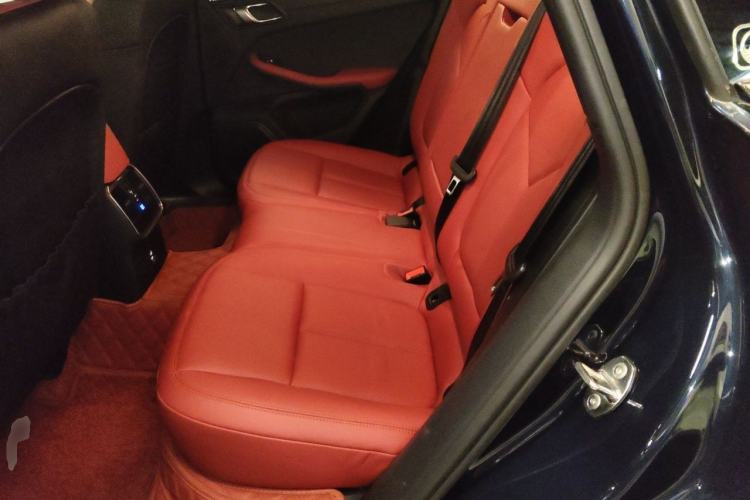 Used Porsche Macan 2021 Macan 2.0T Left Rear Seat