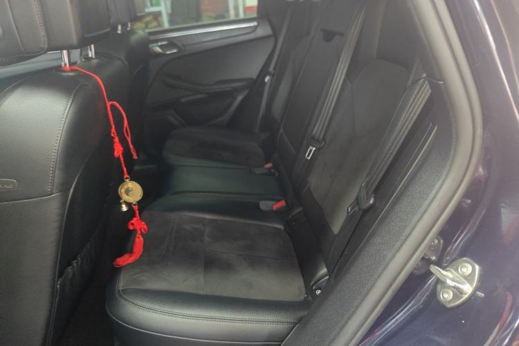 Used Porsche Macan 2021 Macan 2.0T Left Rear Seat
