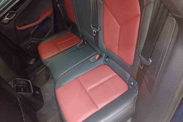 Used Porsche Macan 2021 Macan S 3.0T Left Rear Seat