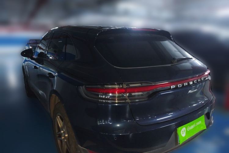 Used Porsche Macan 2021 Macan 2.0T Rear Left 45 Deg