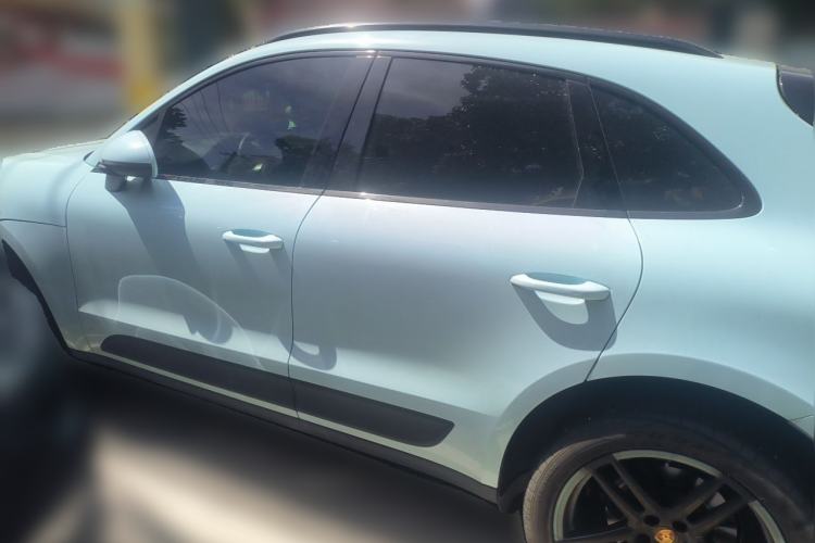 Used Porsche Macan 2021 Macan 2.0T Rear Left 45 Deg