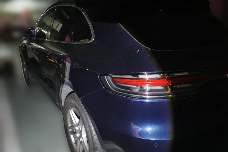 Used Porsche Macan 2021 Macan 2.0T Rear Left 45 Deg