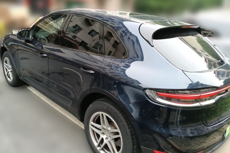 Used Porsche Macan 2021 Macan 2.0T Rear Left 45 Deg