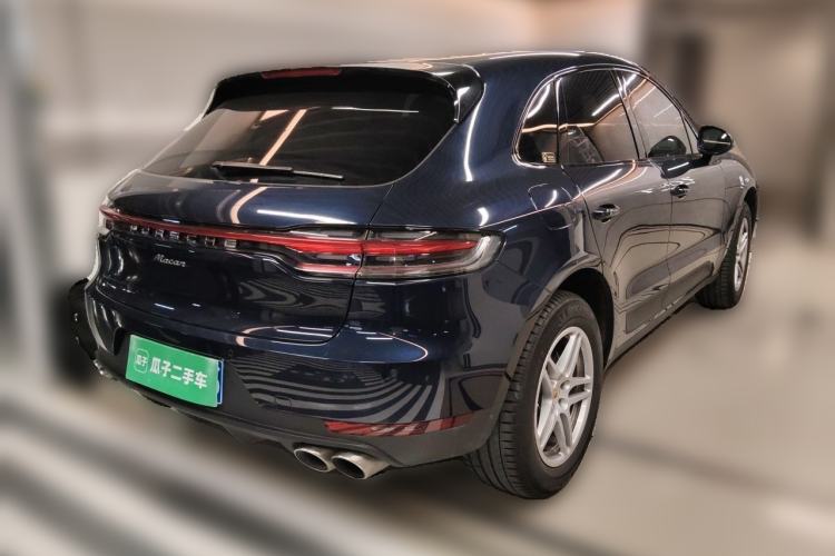 Used Porsche Macan 2021 Macan 2.0T Rear Right 45 Deg