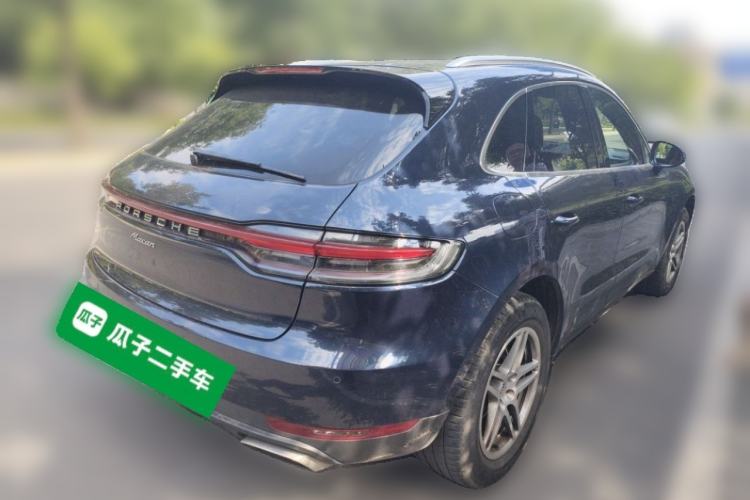 Used Porsche Macan 2021 Macan 2.0T Rear Right 45 Deg