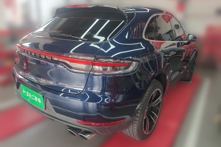 Used Porsche Macan 2021 Macan 2.0T Rear Right 45 Deg