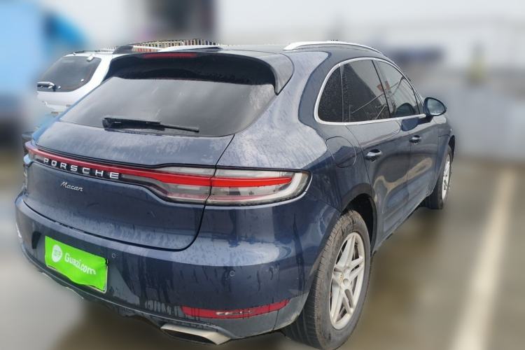 Used Porsche Macan 2021 Macan 2.0T Rear Right 45 Deg