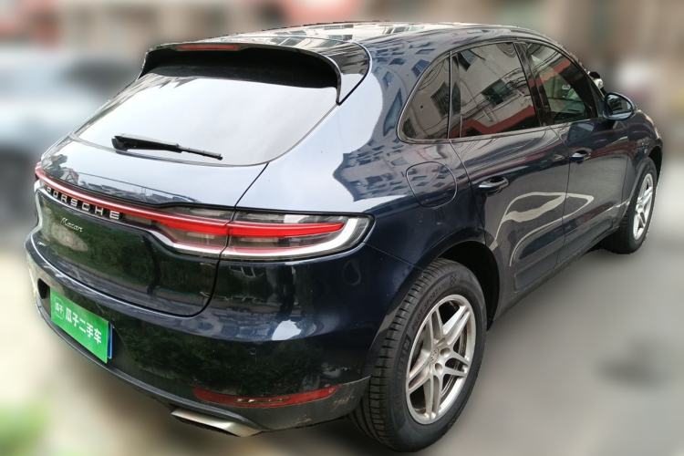 Used Porsche Macan 2021 Macan 2.0T Rear Right 45 Deg