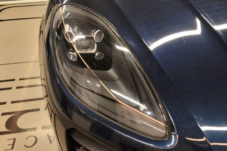 Used Porsche Macan 2021 Macan 2.0T Right Front Headlight