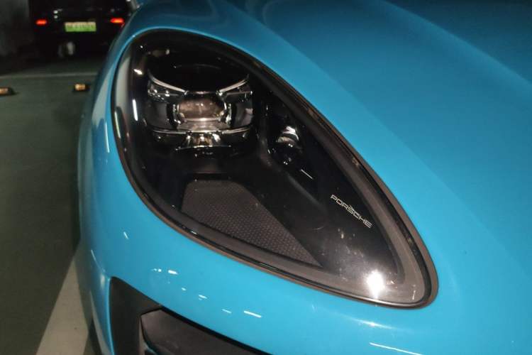 Used Porsche Macan 2021 Macan 2.0T Right Front Headlight