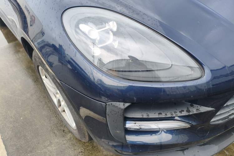 Used Porsche Macan 2021 Macan 2.0T Right Front Headlight