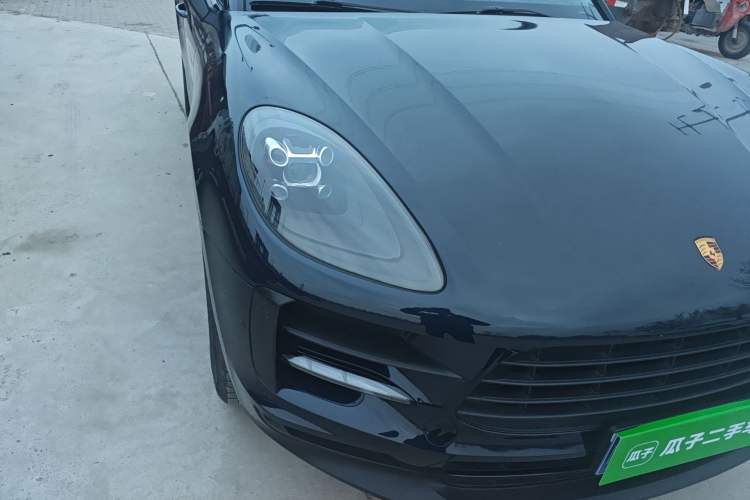 Used Porsche Macan 2021 Macan 2.0T Right Front Headlight