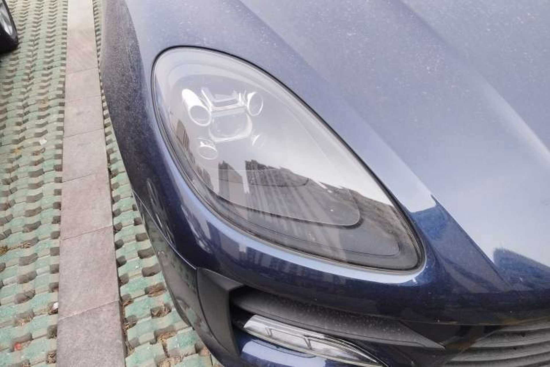 Used Porsche Macan 2021 Macan 2.0T Right Front Headlight