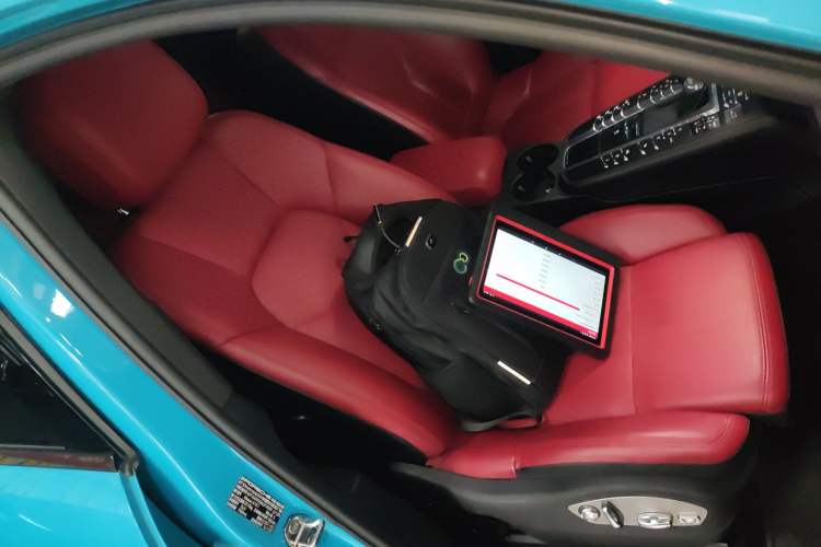 Used Porsche Macan 2021 Macan 2.0T Right Front Seat