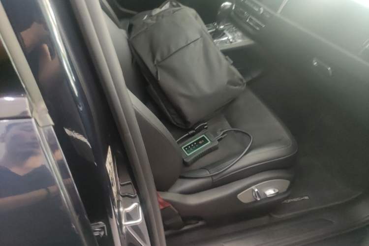 Used Porsche Macan 2021 Macan 2.0T Right Front Seat