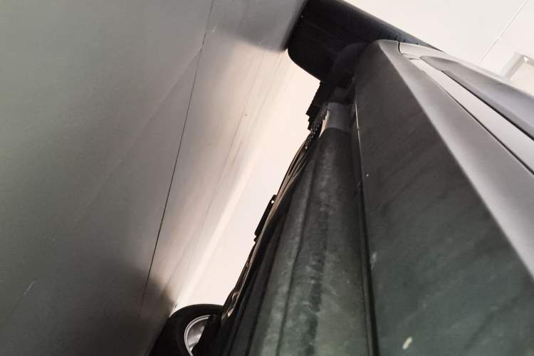 Used Porsche Macan 2021 Macan 2.0T Right Side Sill