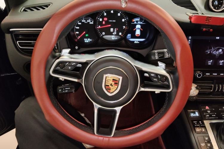 Used Porsche Macan 2021 Macan 2.0T Steering Wheel