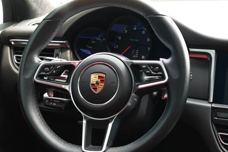 Used Porsche Macan 2021 Macan 2.0T Steering Wheel