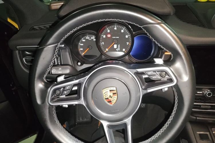 Used Porsche Macan 2021 Macan 2.0T Steering Wheel