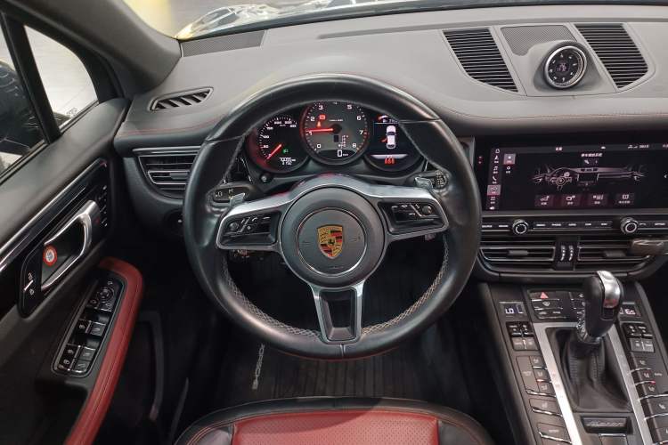 Used Porsche Macan 2021 Macan S 3.0T Steering Wheel