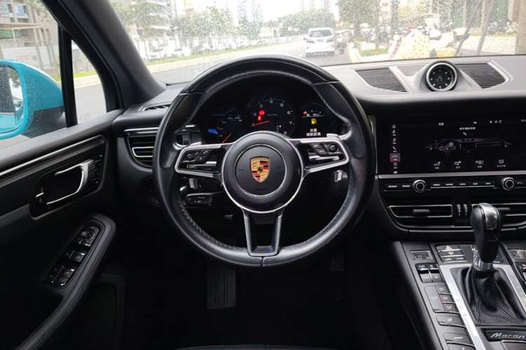Used Porsche Macan 2021 Macan 2.0T Steering Wheel
