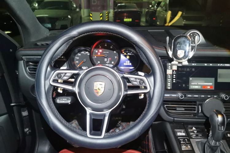 Used Porsche Macan 2021 Macan 2.0T Steering Wheel