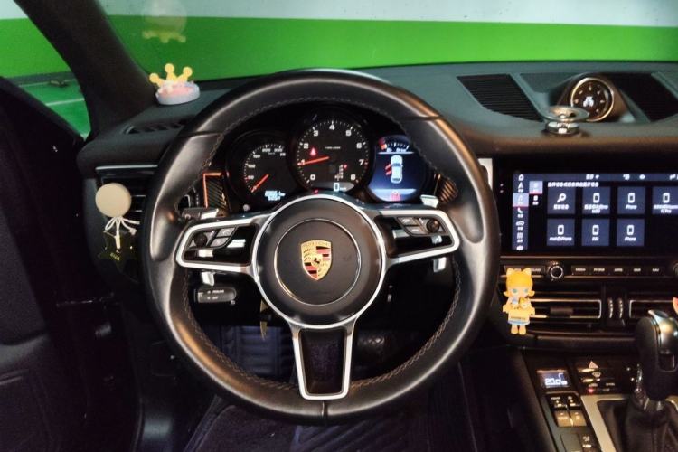 Used Porsche Macan 2021 Macan 2.0T Steering Wheel