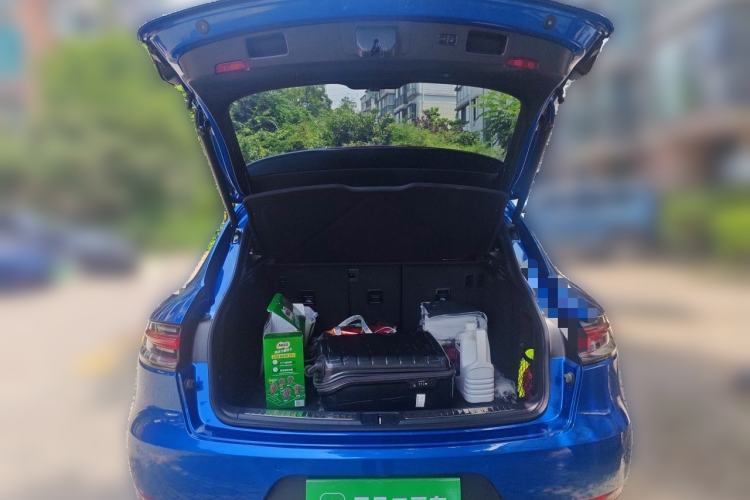 Used Porsche Macan 2021 Macan 2.0T Trunk