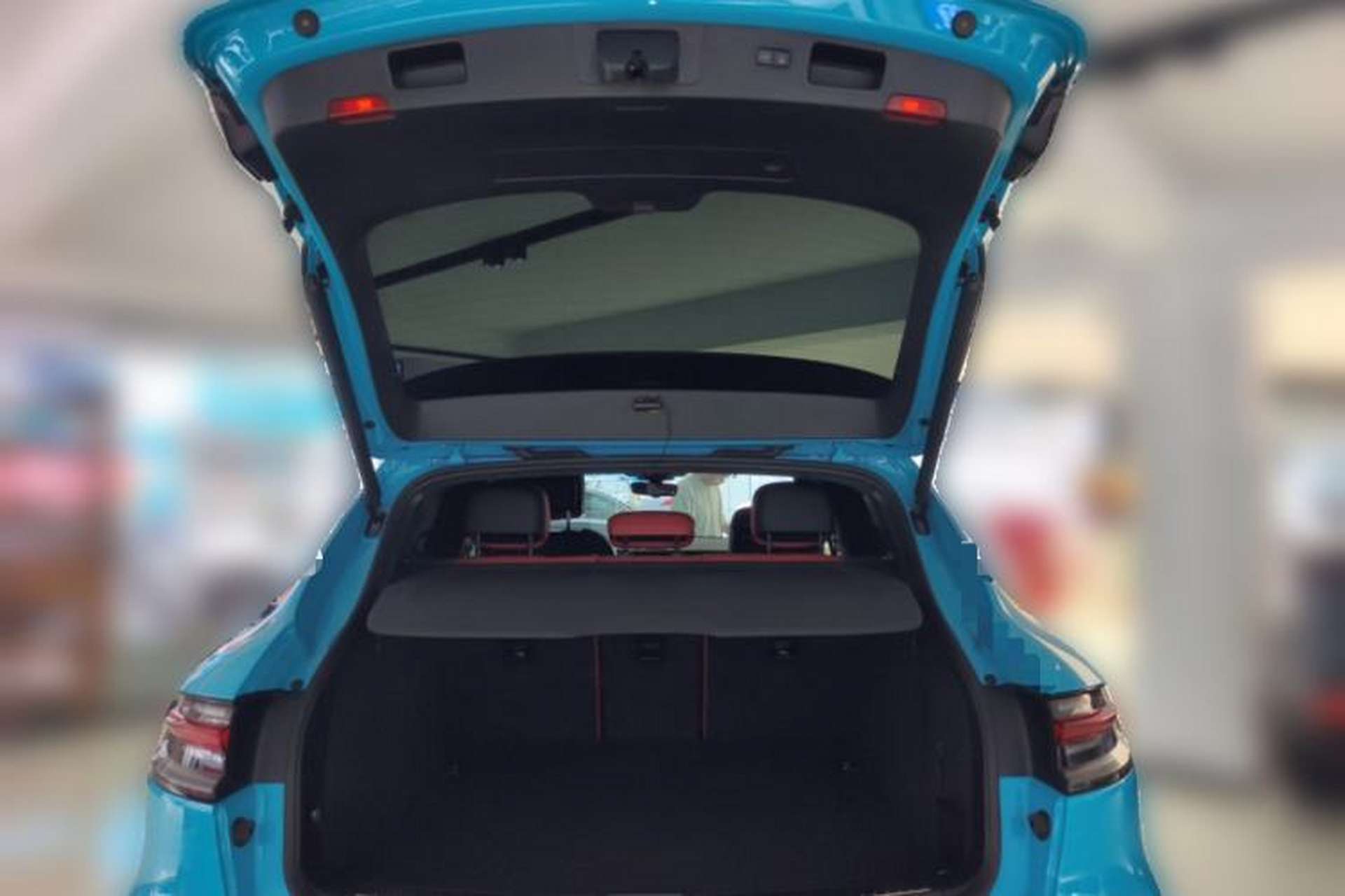 Used Porsche Macan 2021 Macan 2.0T Trunk