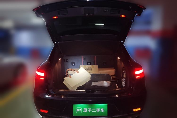 Used Porsche Macan 2021 Macan 2.0T Trunk