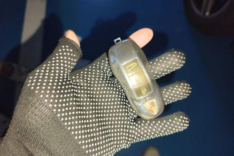 Used Porsche Macan 2021 Macan 2.0T Vehicle Key