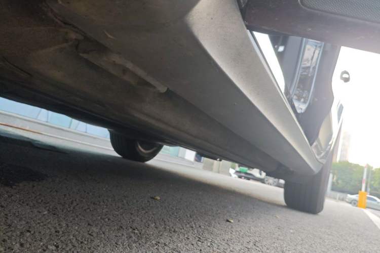 Used Porsche Macan 2021 Macan 2.0T Chassis Front Left