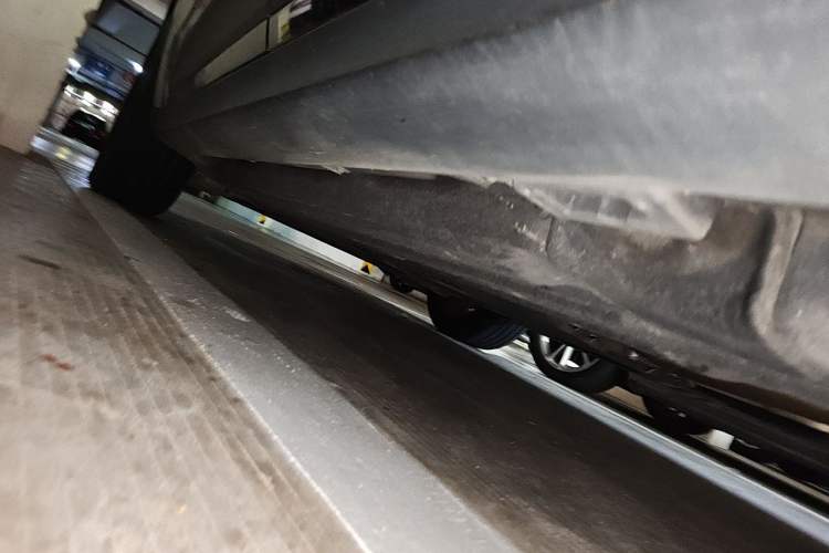 Used Porsche Macan 2021 Macan 2.0T Chassis Rear Left