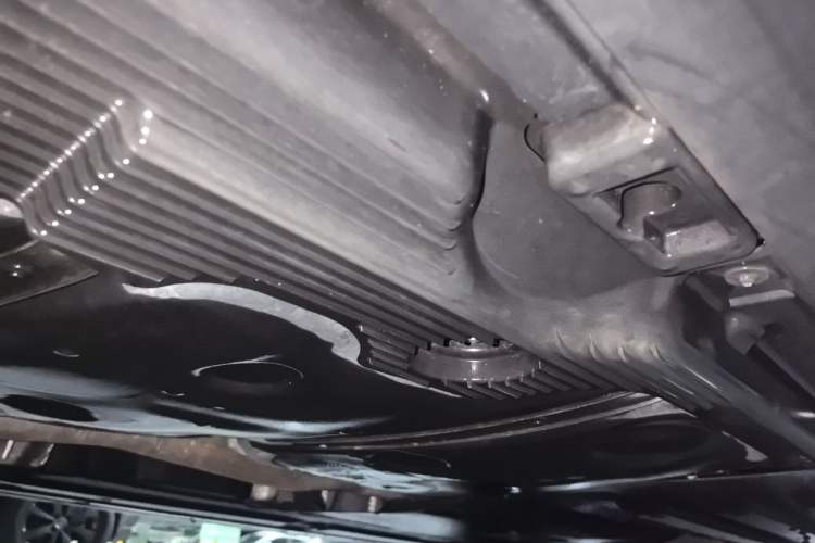 Used Porsche Macan 2021 Macan 2.0T Chassis Rear Right
