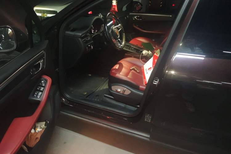 Used Porsche Macan 2021 Macan 2.0T Driver Seat