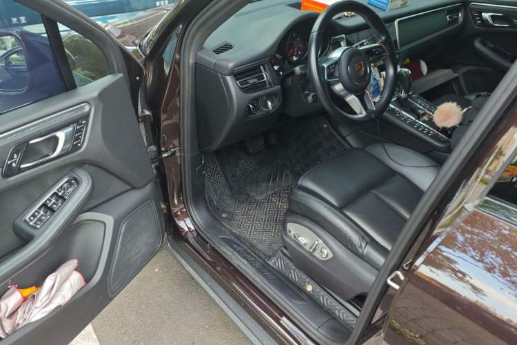 Used Porsche Macan 2021 Macan 2.0T Driver Seat