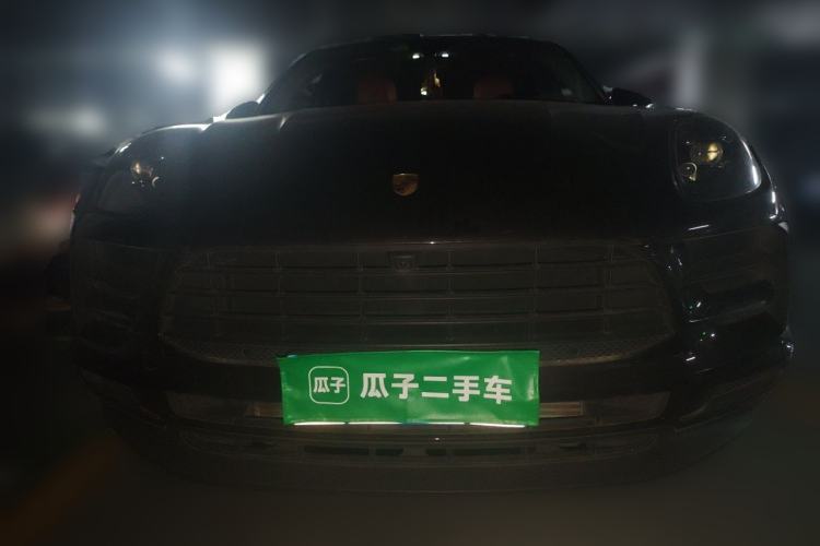 Used Porsche Macan 2021 Macan 2.0T Front